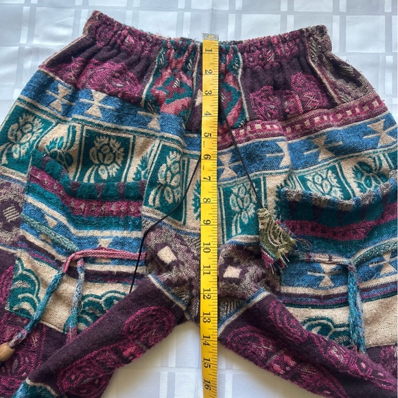 Multi-print Bohemian Style Loose Fit Tapped Ankle Pants - Picture 7 of 13